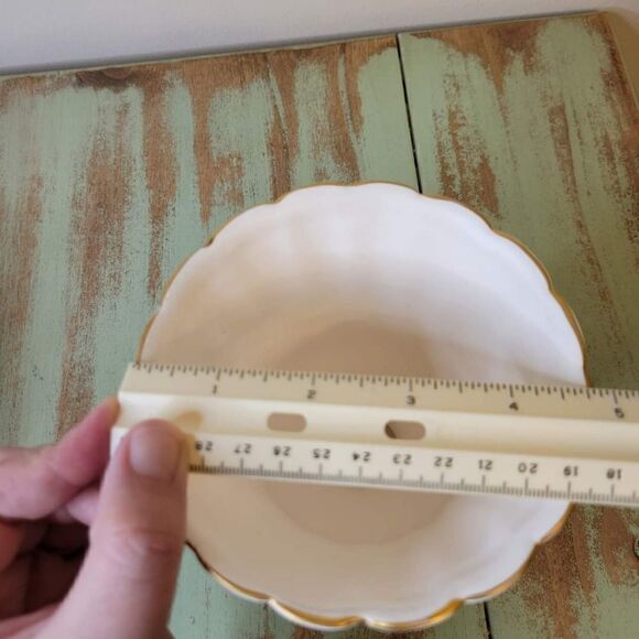 1950's Norcrest Dogwood or Cherry Blossom Flower Pedestal Vase - Picture 11 of 14